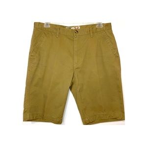 G&M Men's Khaki Shorts ( size 36)